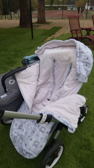 Bugaboo 3 Duo: 2 sillas + capazo.