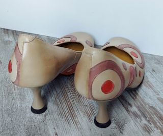 Zapatos tacón diseño. Troppa.