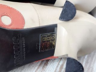 Zapatos tacón diseño. Troppa.