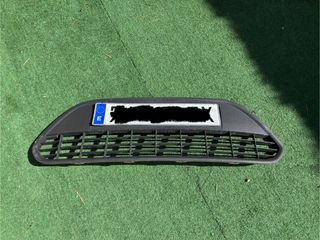 Rejilla inferior Focus 2009