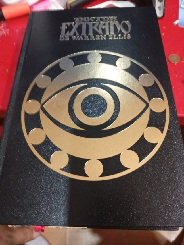 Doctor extraño de warren ellis
