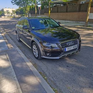 Audi A4 Allroad 2011