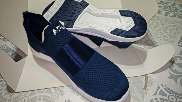 ATHLETIC PROPULSION LABS Navy/White 11 (45.5)