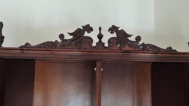 ARMARIO ANTIGUO BUEN ESTADO