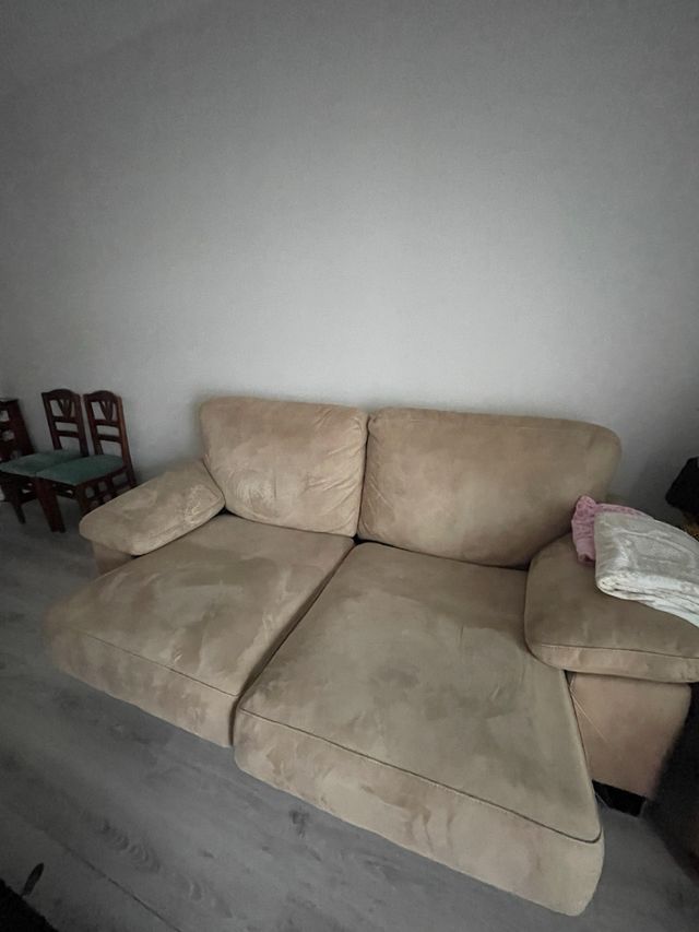 Sofá  longue beige,