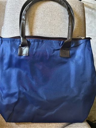 Bolso azul marino nuevo