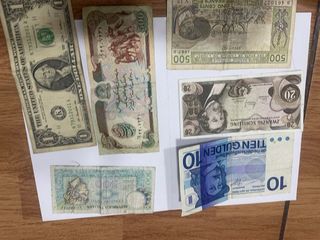 Billetes antiguos varios países