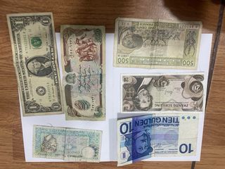 Billetes antiguos varios países