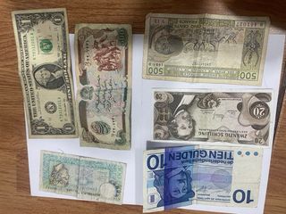 Billetes antiguos varios países