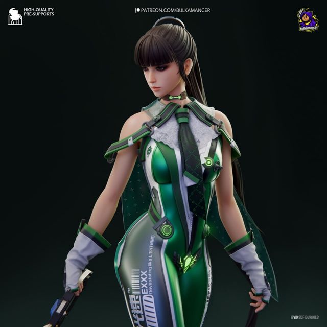 Eve ha dipinto una figura del videogioco Stellar Blade