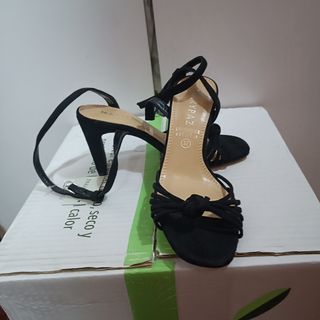 Sandalias Marypaz negras nº 37 nuevas con etiqueta