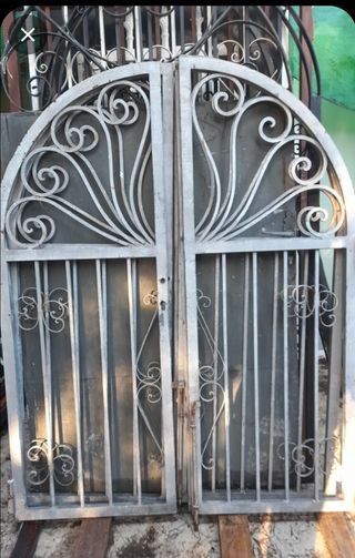 Puerta corredera hierro