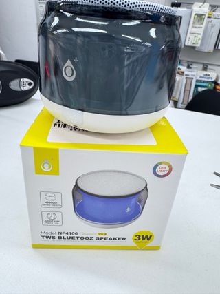 Altavoz Bluetooth 3W LED