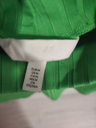Top H&M verde M - Cuello alto