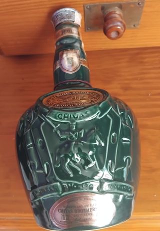 Bottiglie Royal Salute & Chivas