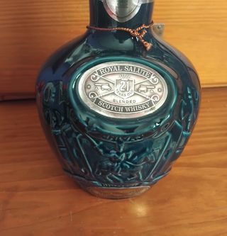 Bottiglie Royal Salute & Chivas