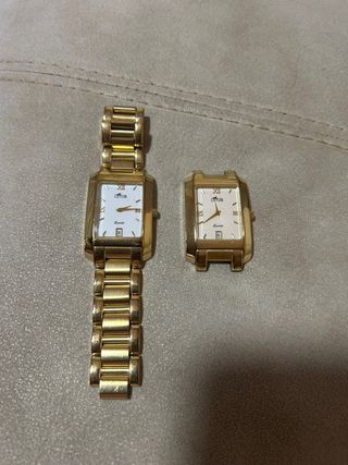 2 Relojes Lotus Dorados