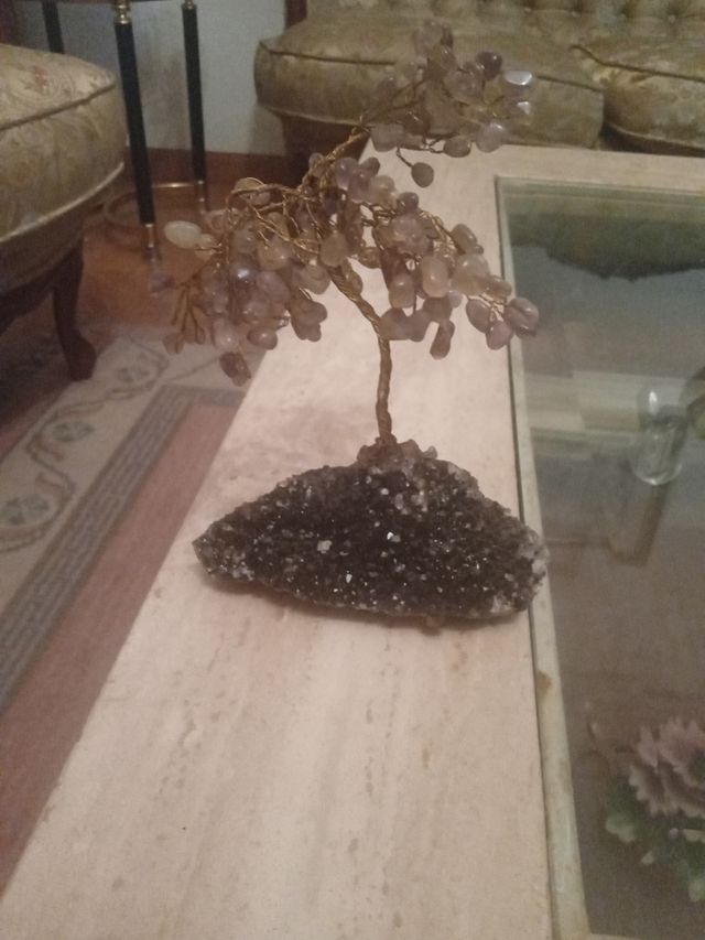 Árbol de piedras  -Decoración