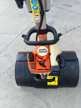 Escariador escarificador de césped  Stihl MM55