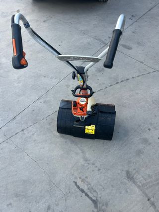Escariador escarificador de césped  Stihl MM55