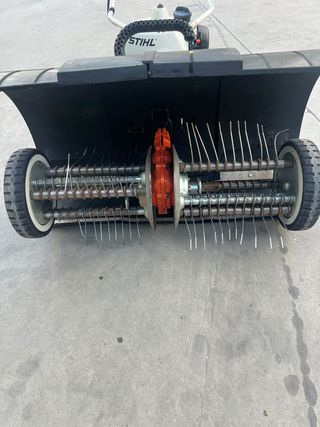 Escariador escarificador de césped  Stihl MM55