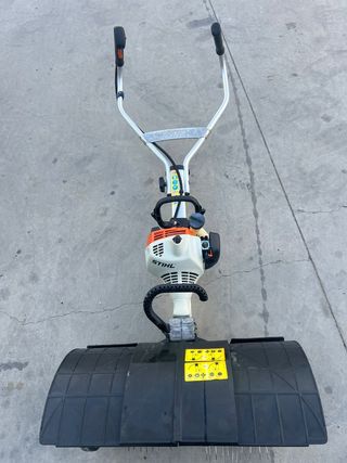 Escariador escarificador de césped  Stihl MM55