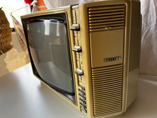 TV Retro Beige - Solo Decoración No funciona