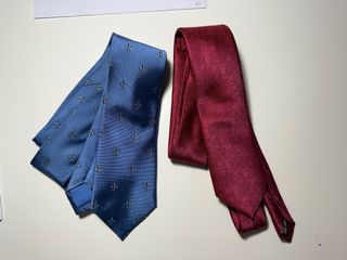 2 Corbatas - Azul y Rojo nuevas 