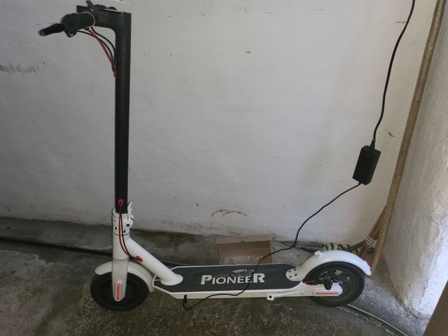 Patinete Eléctrico Pioneer