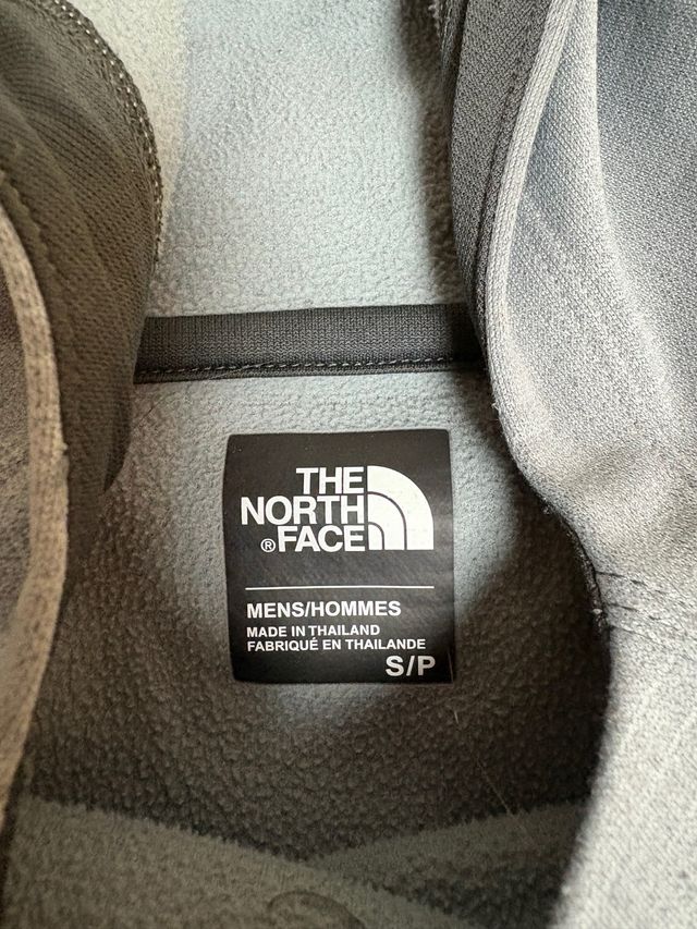 Sudadera The North Face con capucha