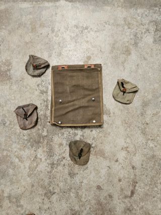 Gruppo cimeli militari WW1 WW2 marchi (B 44)