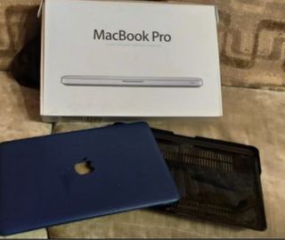 MacBook Pro 13" Plata EXCELENTE ESTADO,  2011.