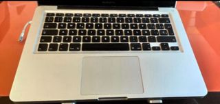 MacBook Pro 13" Plata EXCELENTE ESTADO,  2011.