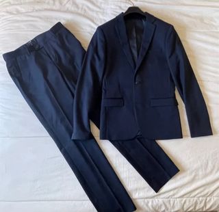 Traje azul marino hombre