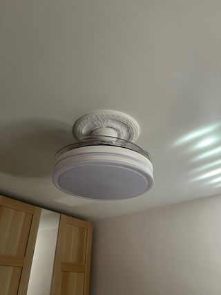 Instalador de ventiladores y lamparas.