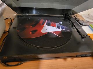 Tocadiscos Sansui P-2000 automático