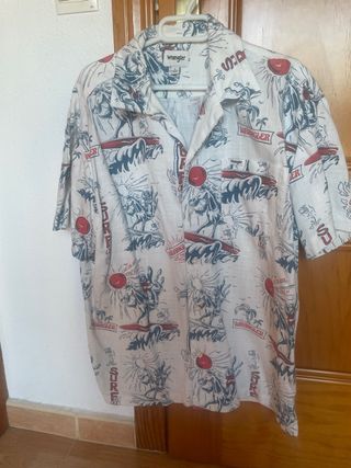 Camisa Wrangler hawaiana. talla S