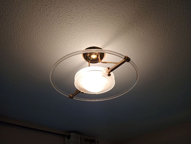 Lampara techo moderna dorada