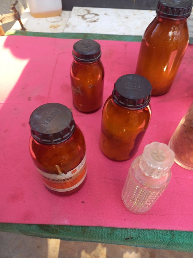 7 frascos farmacia antiguos