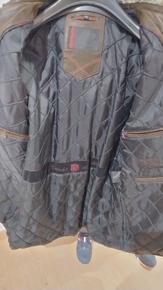 CAZADORA DE PIEL 