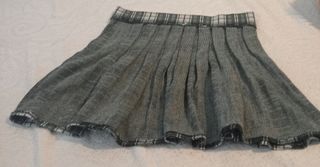 Falda plisada vintage verde y blanca