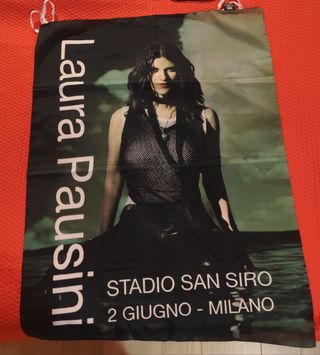 Bandiera Laura Pausini - San Siro