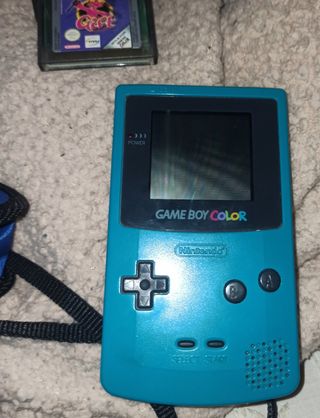 Game Boy Color + 3 juego 