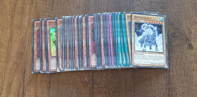Lotto 50 carte card Yu-Gi-Oh! tutte diverse