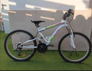 Bicicleta niña