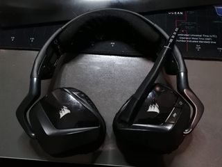 "2"x1 Auriculares Corsair Void RGB Elite Wireless