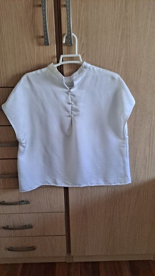 Blusa blanca - como nueva