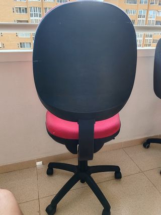 Silla oficina giratoria roja