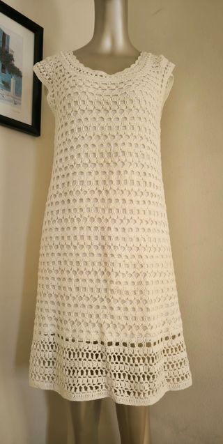 Vestido Massimo Dutti beige crochet