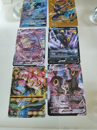 Carta Charizard V - Pokémon